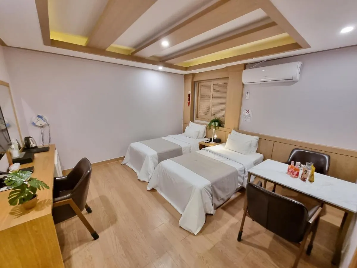 Lex Tourist Hotel Seoul 2*,