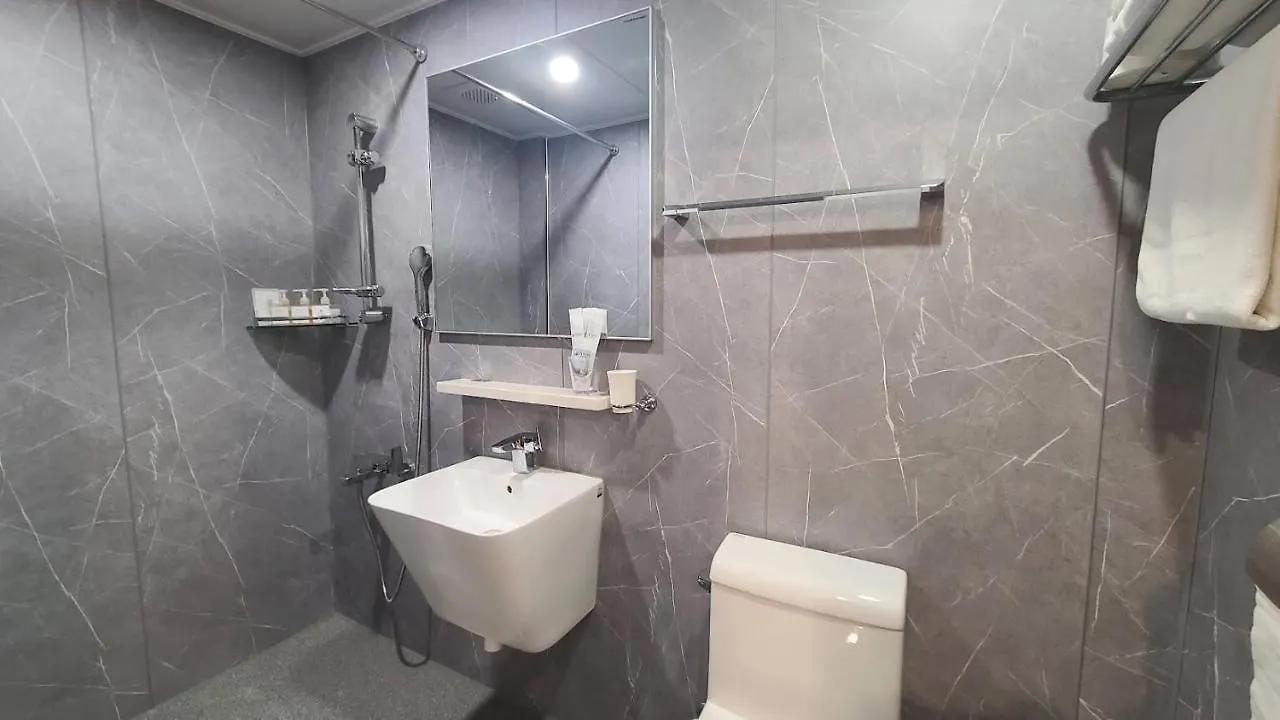 Lex Tourist Hotel Seoul 2*,  South Korea