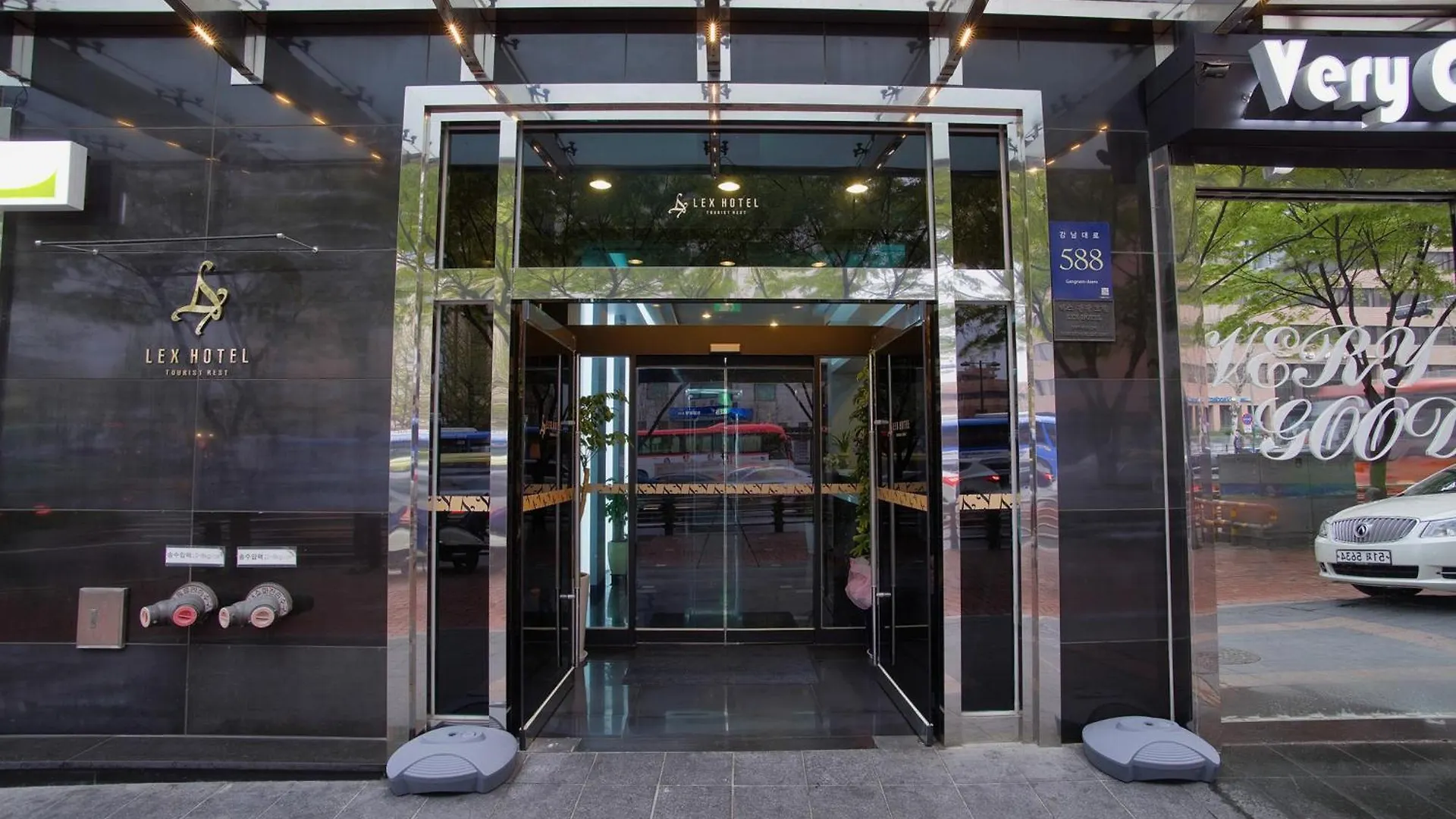 Lex Tourist Hotel Seoul 2*,  South Korea