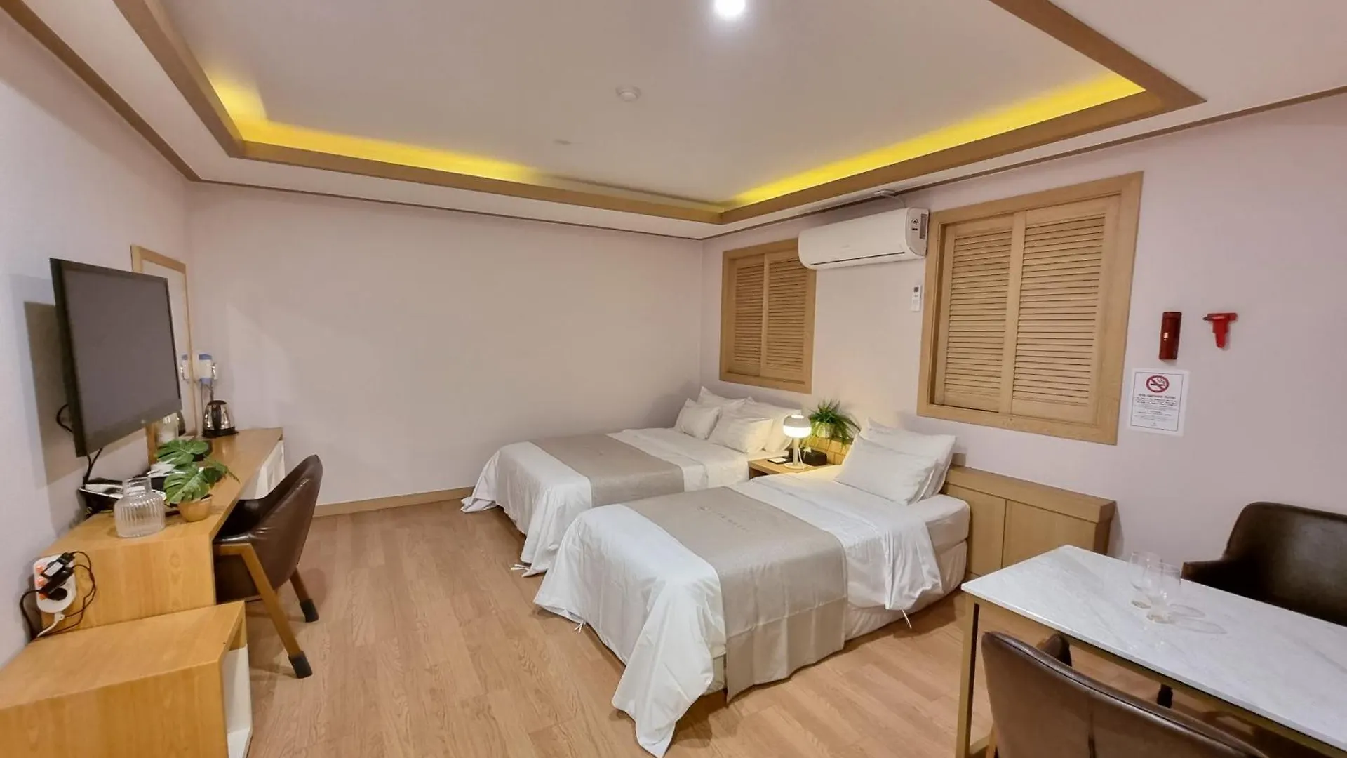 Lex Tourist Hotel Seúl