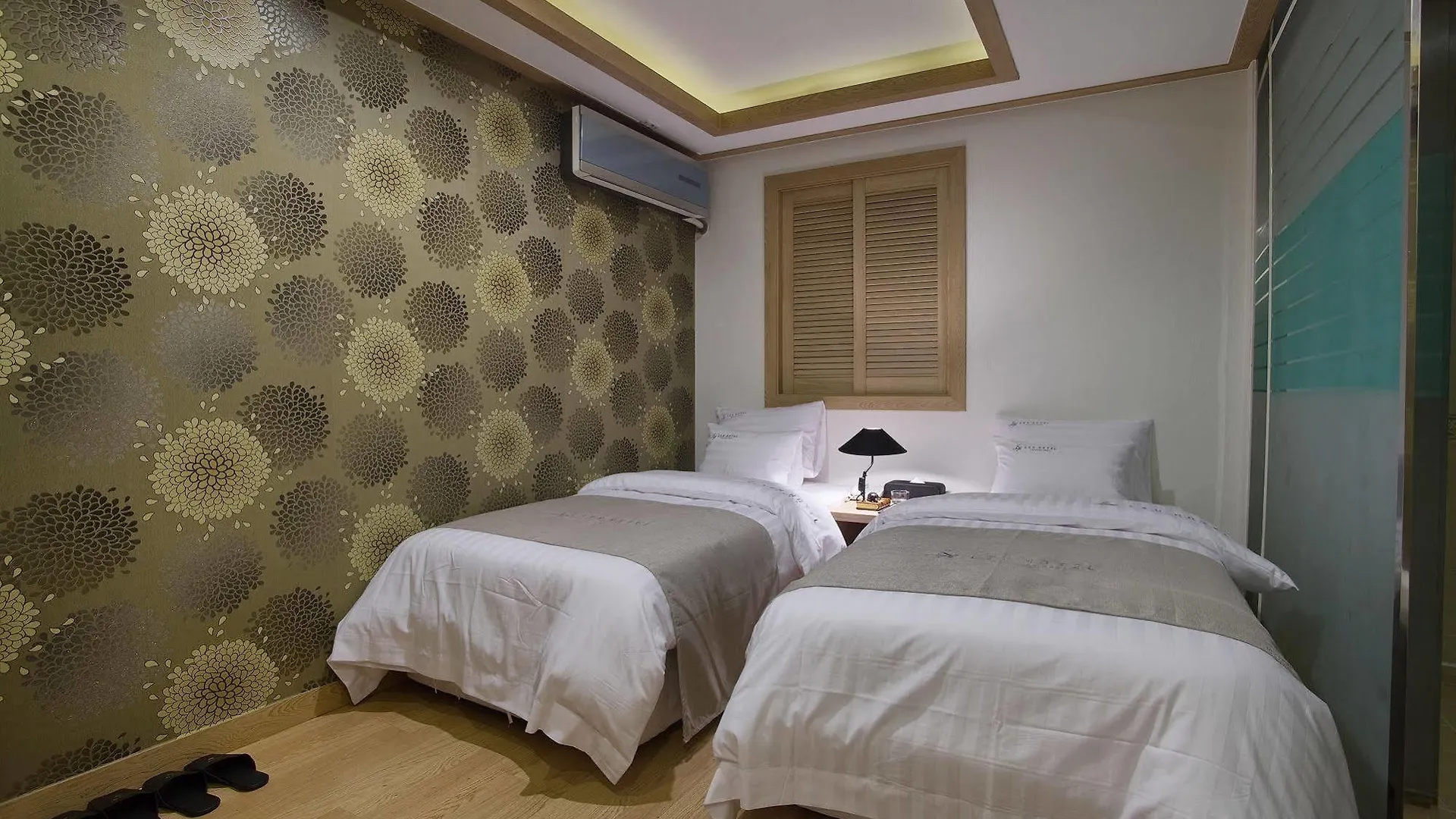 Lex Tourist Hotel Seúl